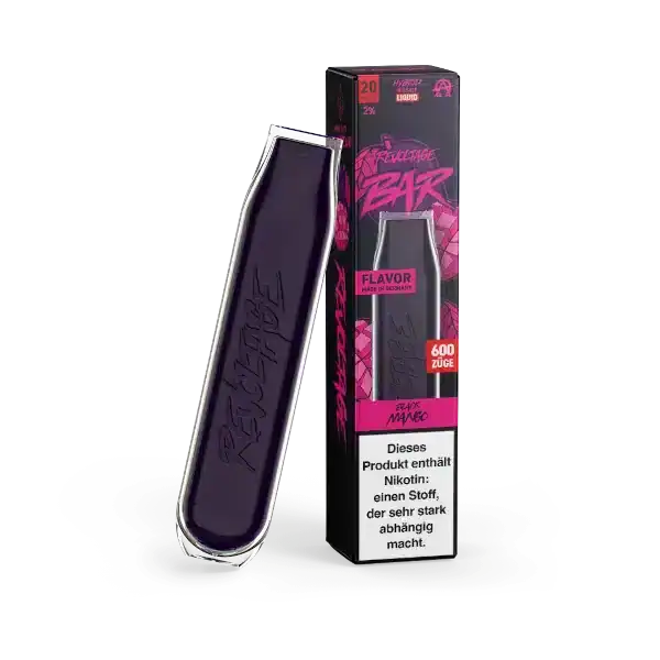 Bild mit Revoltage Black Mango Nikotinfrei im Hintergrund ist die Verpackung.