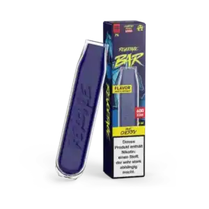 Bild mit Revoltage Blue Cherry Nikotinfrei im Hintergrund ist die Verpackung.