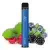 Bild mit Elfbar 600 Mad Blue Nikotinfrei im Hintergrund sind Blaubeeren mit Himbeeren.
