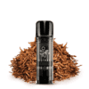 ELFBAR Elfa Pods Golden Tobacco mit 20 mg/ml Nikotingehalt – schwarzer Pod vor einem Haufen getrocknetem Tabak